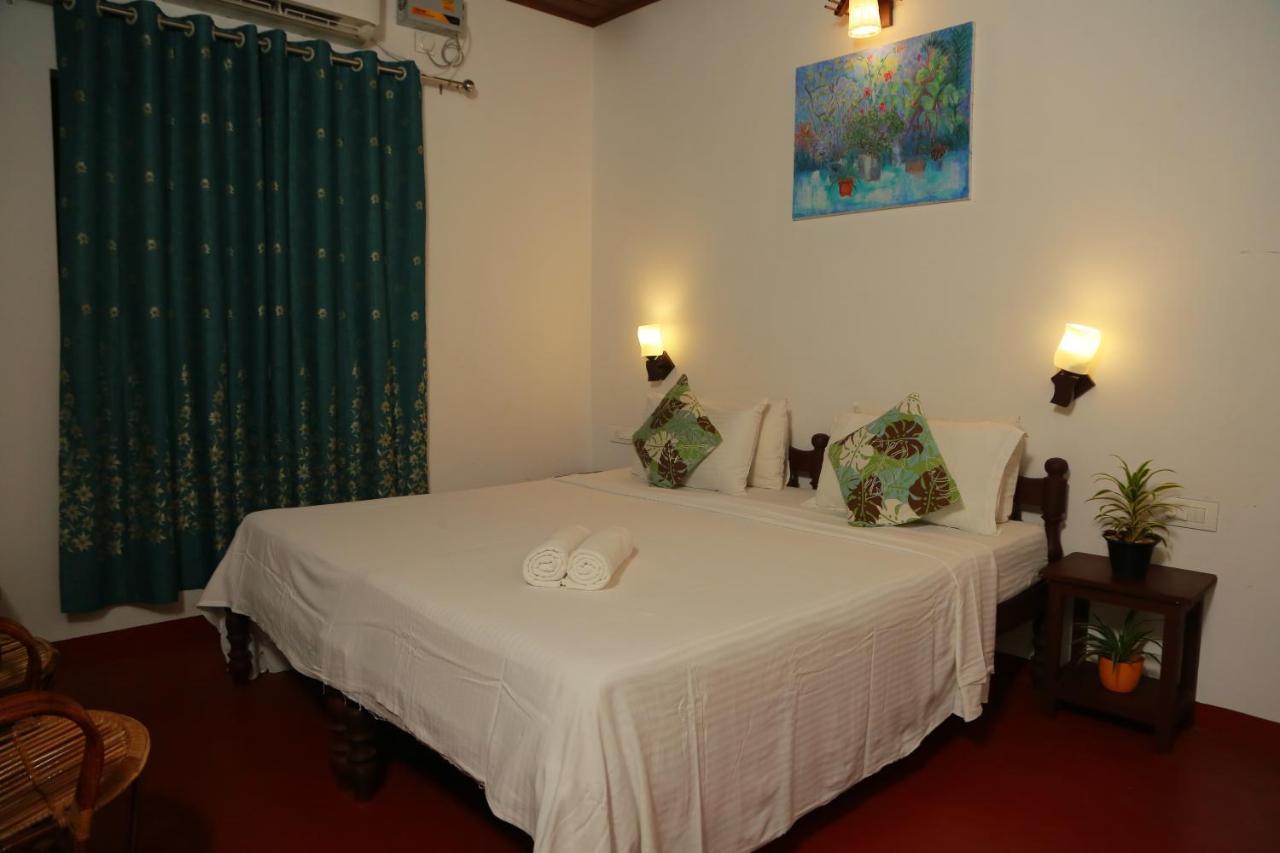Marari Charlys Homestay Alappuzha Esterno foto