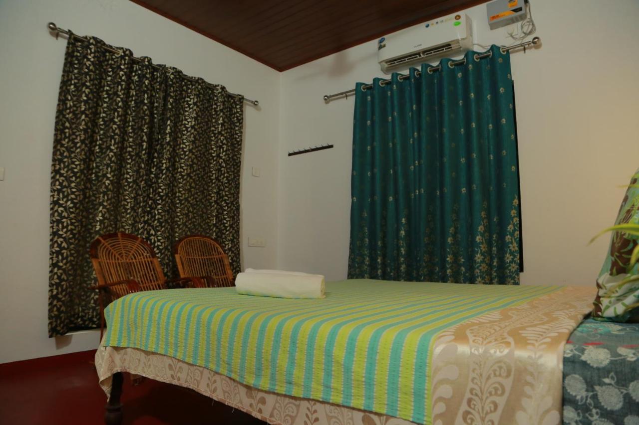 Marari Charlys Homestay Alappuzha Esterno foto